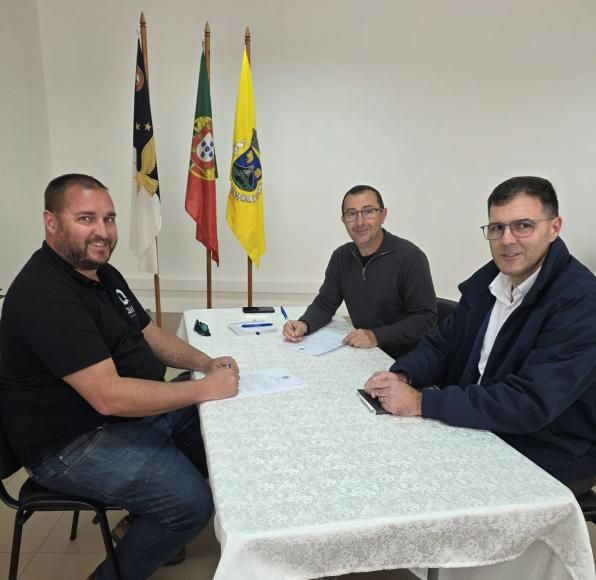 Assinatura de Acordo de Colabora&ccedil;&atilde;o - Clube Naval da Madalena 