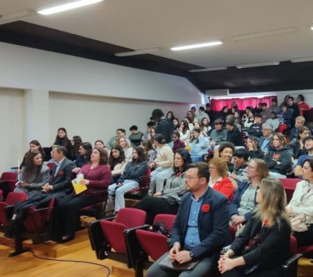 Presidente da Junta de Freguesia assinala 50 anos de Autonomia em celebra&ccedil;&atilde;o escolar 