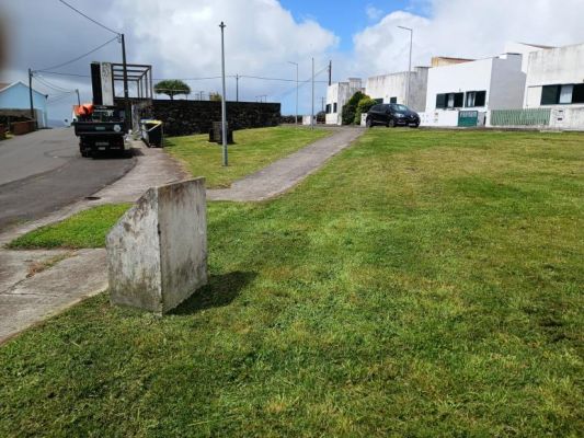 Manuten&ccedil;&atilde;o dos Espa&ccedil;os Verdes - Jardim de Valverdo