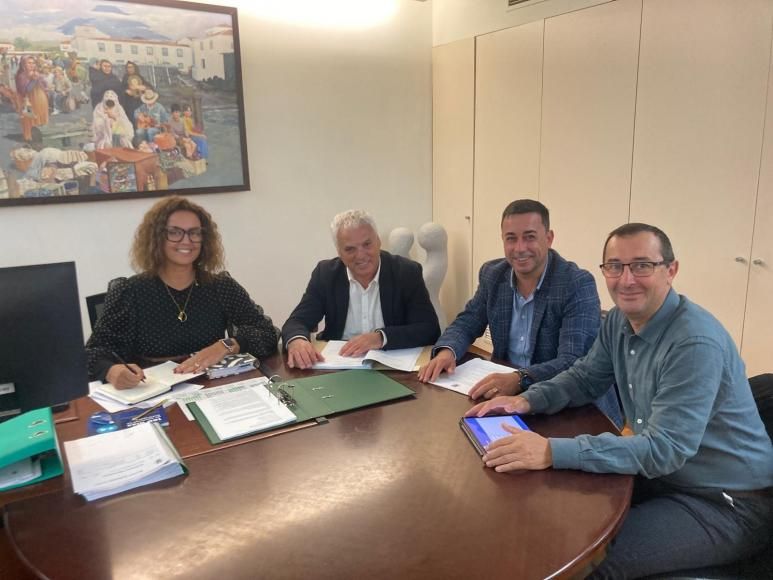 Executivo da Junta de Freguesia da Madalena reune com Executivo da Câmara Municipal da Madalena em 1.ª reunião oficial 